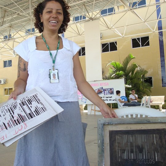 #52392 Professora do Câmpus Pau dos Ferros participa de colóquio internacional