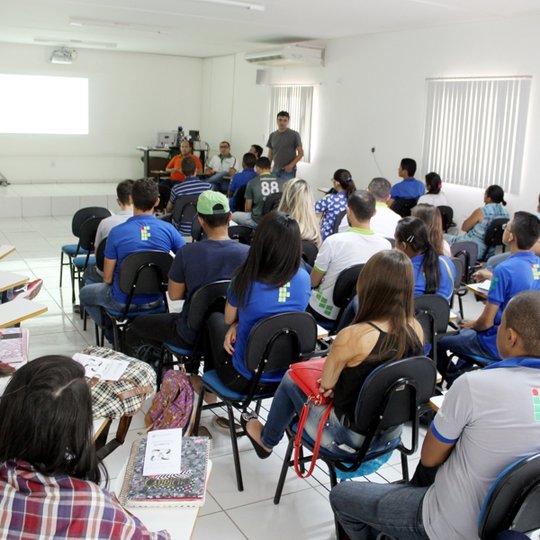 #52454 Professores promovem "Semana de Integração da Licenciatura Plena em Química"
