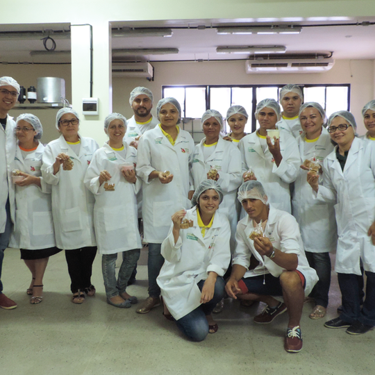 #52477 Unidade Industrial-Escola forma turma do curso “Preparador de Produtos Lácteos”