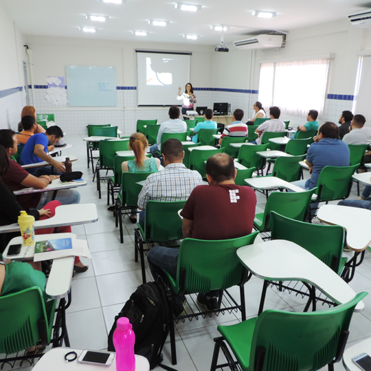 #52729 Servidores do Campus Pau dos Ferros participam de Oficina de Saúde Vocal