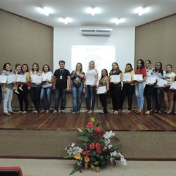 #52813 Integrantes do Projeto "Abelha Rainha" comemoram conclusão do curso
