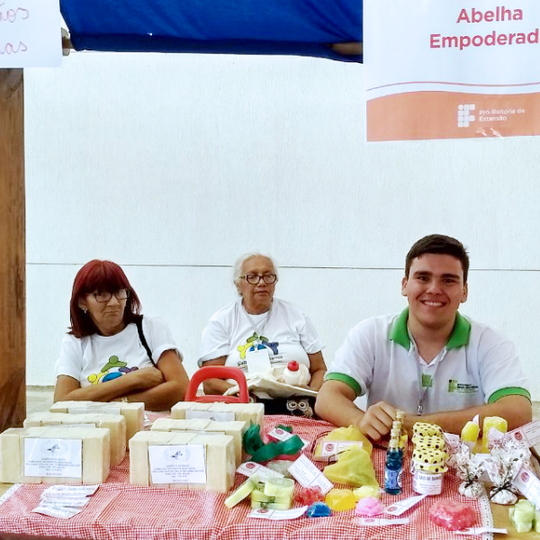 #52978 Projeto "Abelha Operária Empoderada" é apresentado no maior evento de gestores da Rede Federal de Educação Profissional e Tecnológica