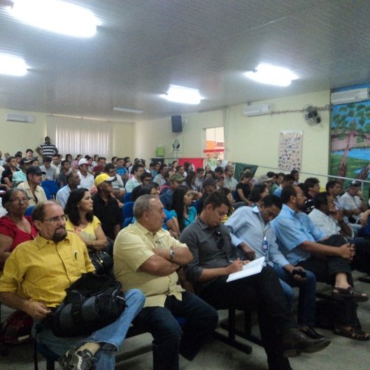 #53080 Professores e estudantes do Câmpus Pau dos Ferros participaram de Seminário sobre Produção de Mel
