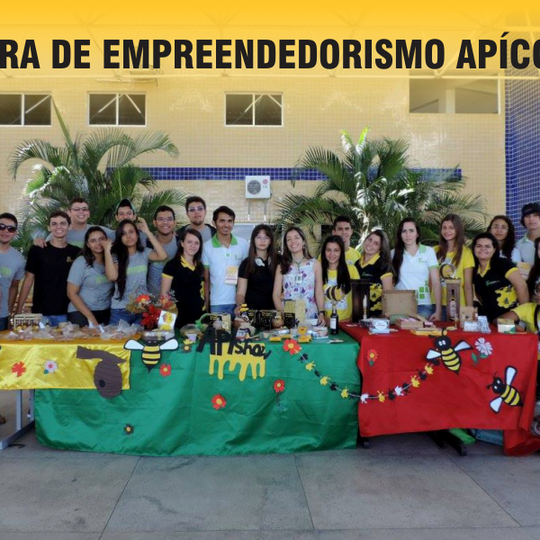 #53112 Concluintes de apicultura promovem a "Feira de Empreendedorismo Apícola"