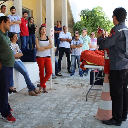 #53296 Campus recebe visita de equipe da Coordenação de Atenção à Saúde do Servidor