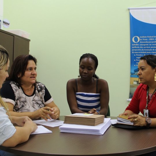 #53320 Intercambista de Moçambique visita o Campus Pau dos Ferros