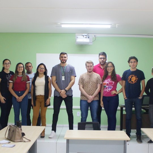 #53427 Campus Pau dos Ferros recebe visita de graduandos em Administração da UERN