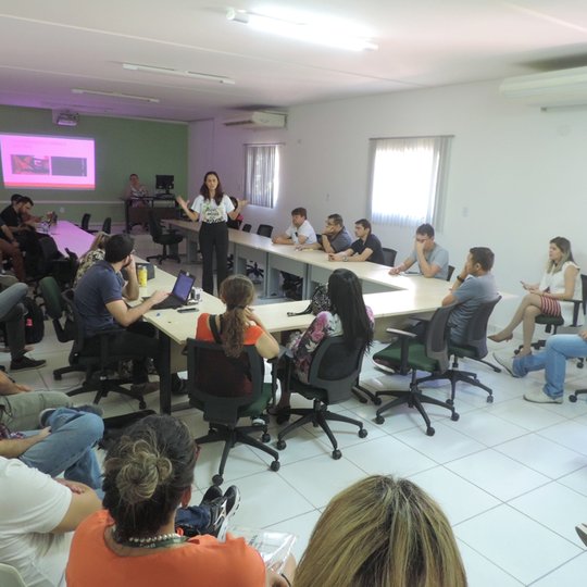 #53438 Campus Pau dos Ferros recebe II Oficina de Saúde Vocal para servidores