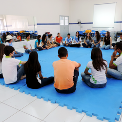 #53724 Estudantes participam de "Rodas de Conversa" com médico psiquiatra e psicóloga
