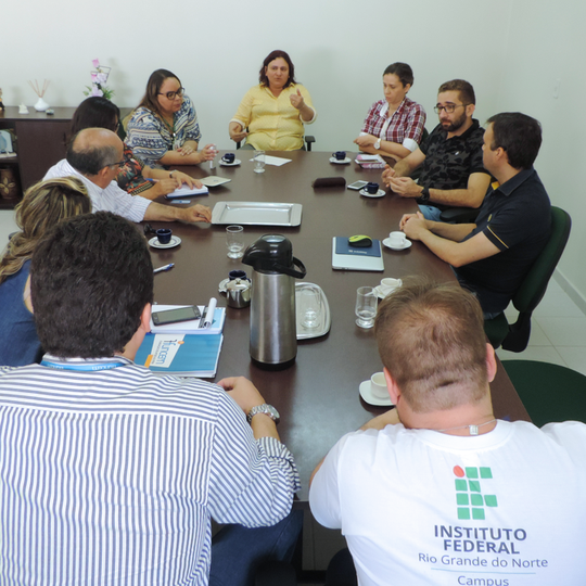 #54092 Campus Pau dos Ferros e Funcern discutem parcerias para desenvolvimento e fortalecimento de projetos