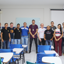 #54190 Acadêmicos de Administração da UERN em Pau dos Ferros visitam o IFRN