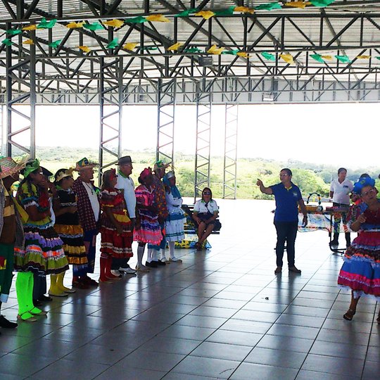 #54318 Viver com Dignidade realiza festa julina
