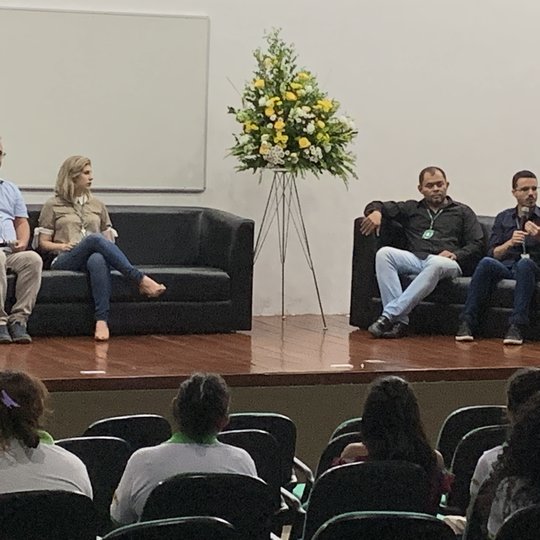 #54652 Projeto Mulheres Mil realiza aula inaugural do curso de Introdução à informática 