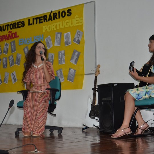 #55026 Sarau literário marca comemoração do dia do Livro no Campus