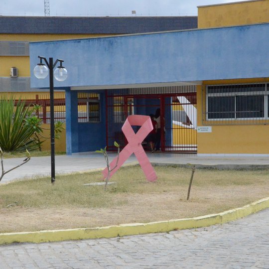 #55452 Outubro Rosa: Câncer de mama é tema de palestra durante a reunião de pais e mestres