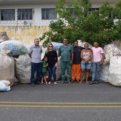 #5640 Projeto Campus Verde entrega resíduos arrecadados na SEMADEC