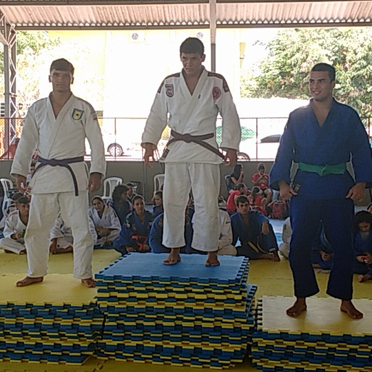 #6837 Aluno do Campus recebe medalha de prata no JIFs 2015
