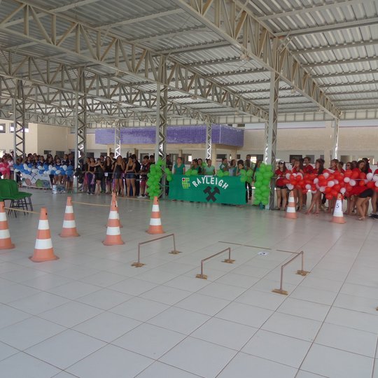 #6894 Alunos comemoram o Dia do Estudante com solidariedade