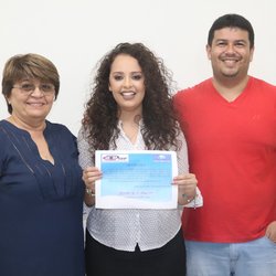 #7345 Aluna da Licenciatura em Física do Campus JC tem trabalho premiado pela Sociedade Brasileira de Física