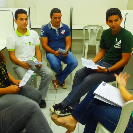 #7916 A coordenação da Biblioteca promove treinamento com equipe de trabalho 