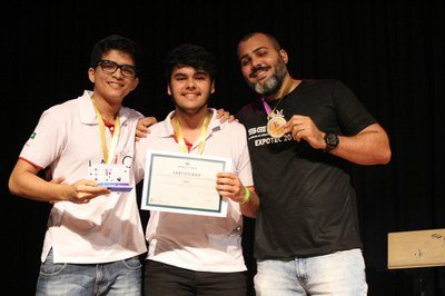 Equipe Laica, do Campus Natal Central, vence a Olimpíada de Robótica e ganha credenciamento para evento em Portugal