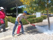 Aula prática de combate a incêndio