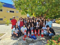 Aula prática de combate a incêndio