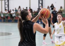 Basquete feminino [foto de César Moura] (2)