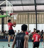 Basquete [foto de Nivaldo Fonseca]