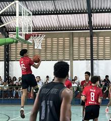 Basquete [foto de Nivaldo Fonseca]