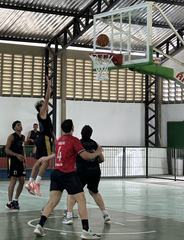 Basquete [foto de Nivaldo Fonseca]