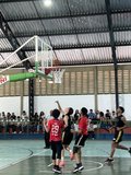 Basquete [foto de Nivaldo Fonseca]