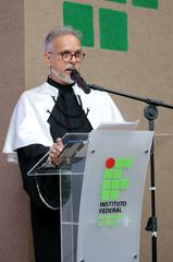 Prof. José Arnóbio de Araújo Filho, Reitor do IFRN, durante seu discurso.