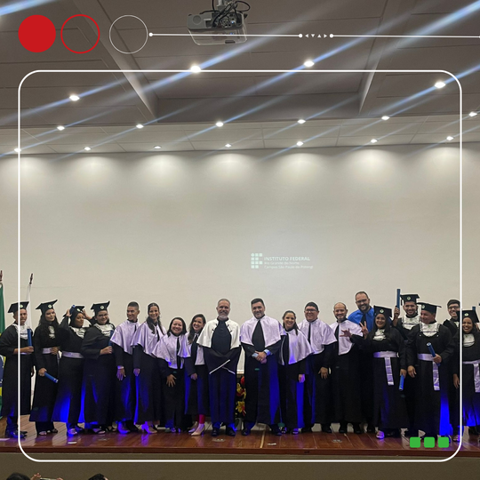 Campus realiza primeira colação de grau (matemática)