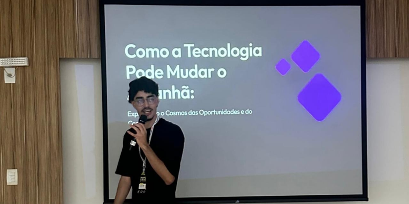 Palestra do aluno Entony de TSI. Foto: Bruno Gomes