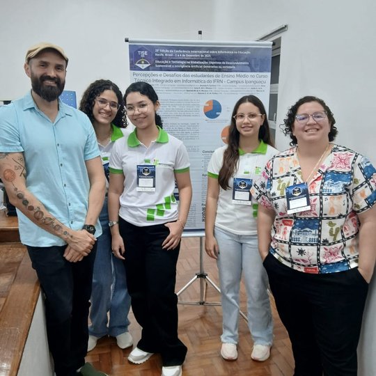 Apresentação de trabalho na Conferência Internacional sobre Informática na Educação (TISE)