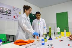 Projeto de Extensão Pequenos Ciêntistas