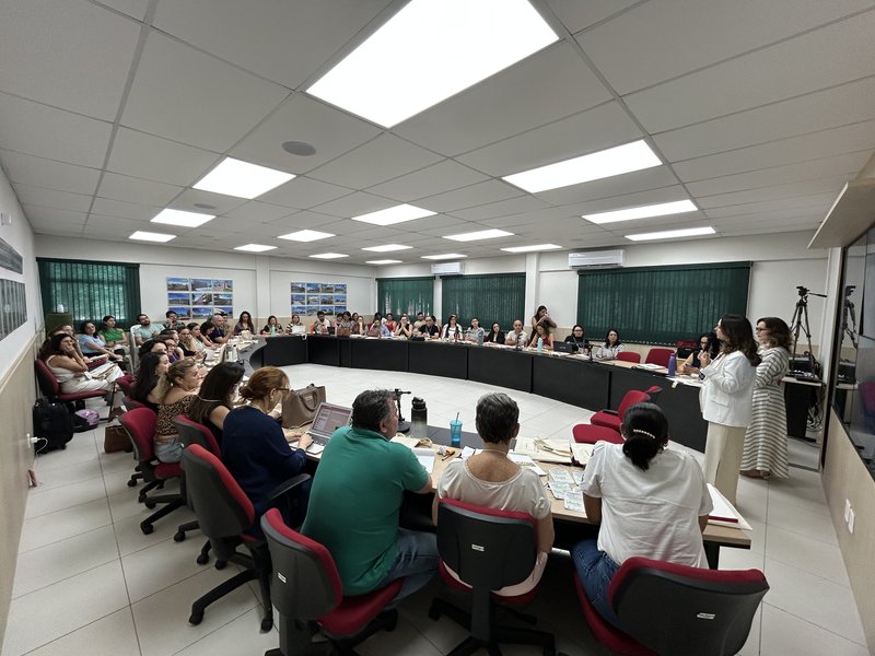 Encontro reuniu servidores da saúde e da assistência social de todos os campi. Foto: Eduardo Fernandes.