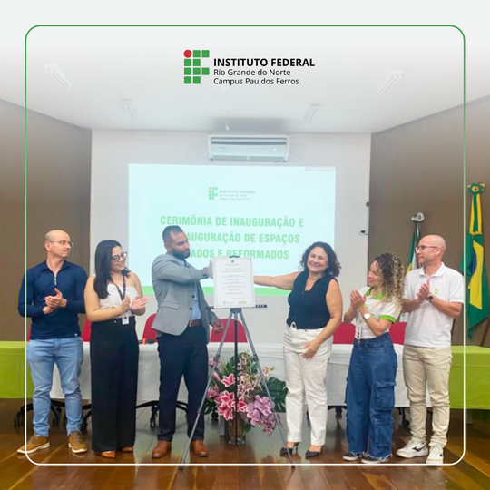 Momento de descerramento de placa de um dos equipamentos