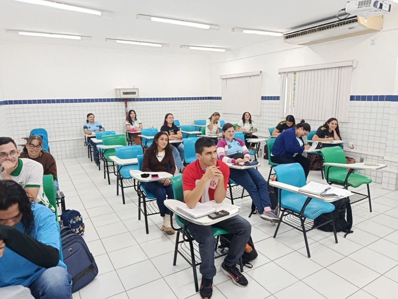 Mini Curso de Cálculo Vetorial para Licenciaturas de Física e Matemática