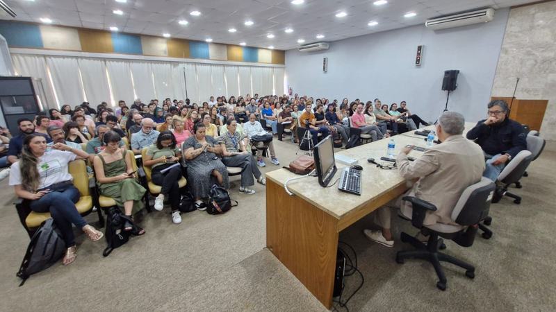 Auditório lotado (Imagem de divulgação)