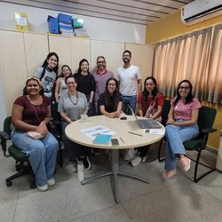 Reunião gestão estudantes celular