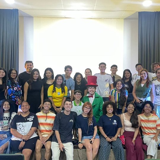 Intercambistas da Colombia e do Equador