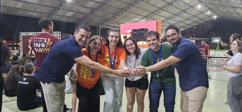 Medalha de ouro na OBR: Alice no país das pilhas