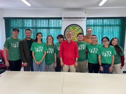 Recepção aos estudantes pelo reitor e pelo diretor sistêmico de Internacionalização. Imagem: Vitor Sousa.