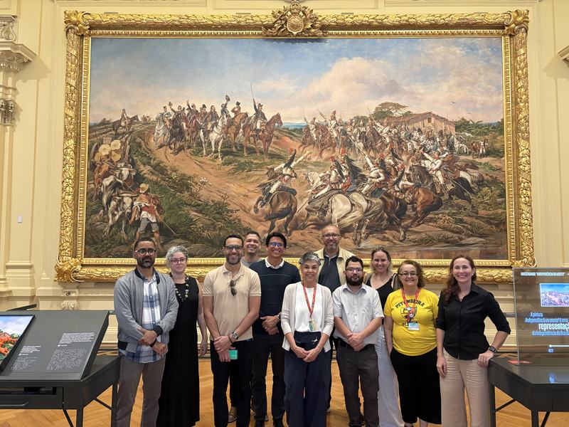 Comitiva do NOCS e anfitriões no Museu do Ipiranga