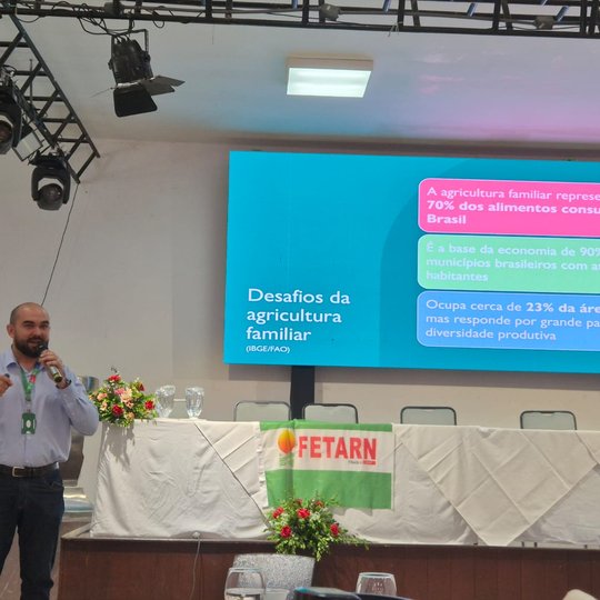 palestra do Prof. Joseph Jonathas sobre Sistemas agroflorestais