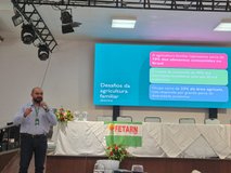 palestra do Prof. Joseph Jonathas sobre Sistemas agroflorestais