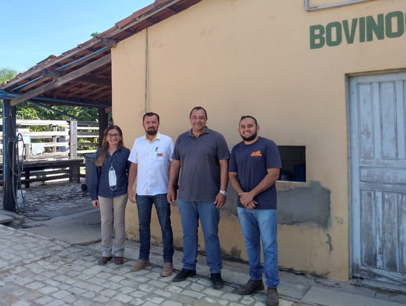 visita dos técnicos da empresa sertão jucurutu - 1